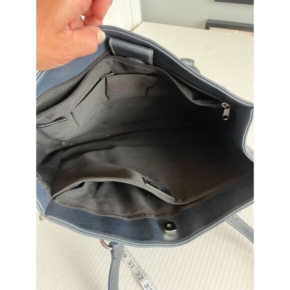 Liz Claiborne Womens Black Leather Double Handle Pocket Handbag Shoulder Bag - Picture 7 of 10